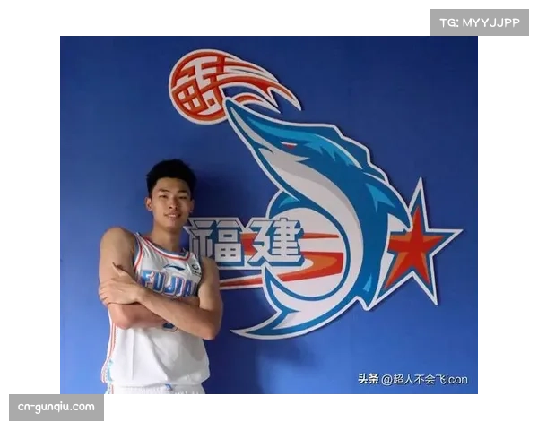 邹阳20分10篮板打爆国手对手，展现年轻球员成长